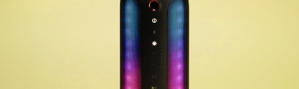 动态流栏目展示图：滚动更新的体育新闻和快讯流